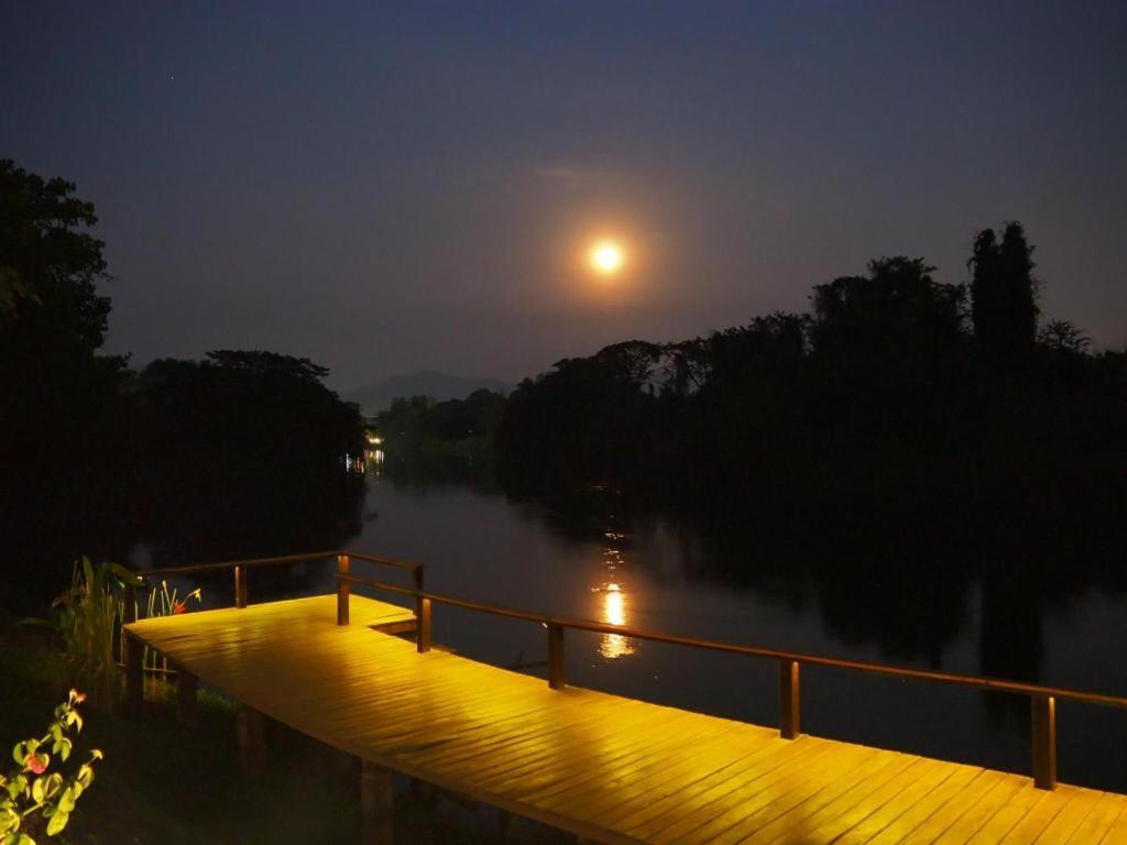 Ruen Maihom Riverside Cottage Kanchanaburi Exterior photo