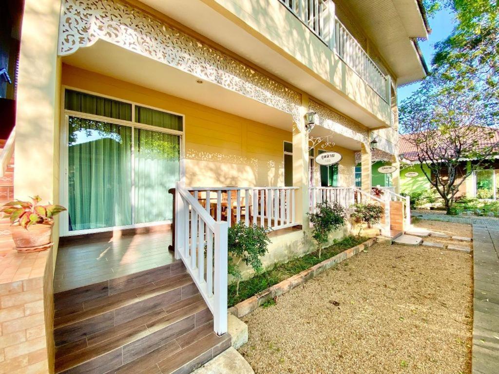 Ruen Maihom Riverside Cottage Kanchanaburi Exterior photo